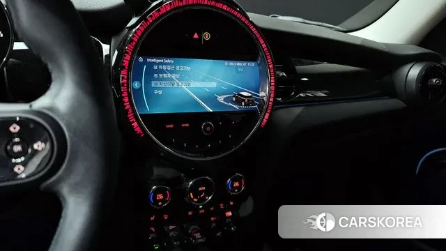 Mini Cooper 2024 Белый из Кореи, фото 5