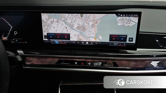 BMW 7 Series (G70) 2025 Черный из Кореи, фото 5