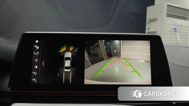 BMW 5 Series (G30) 2018 Белый из Кореи, фото 5
