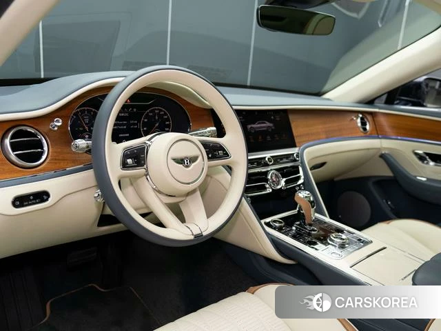 Bentley Flying Spur PHEV 2023 Черный из Китая, фото 5