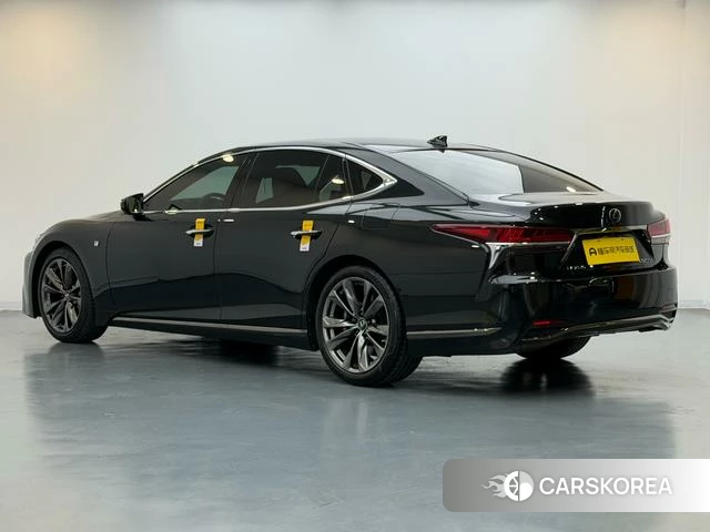 Lexus LS 2019 Черный из Китая, фото 5