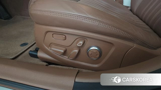 Genesis G90 id 3807723 из Кореи 5