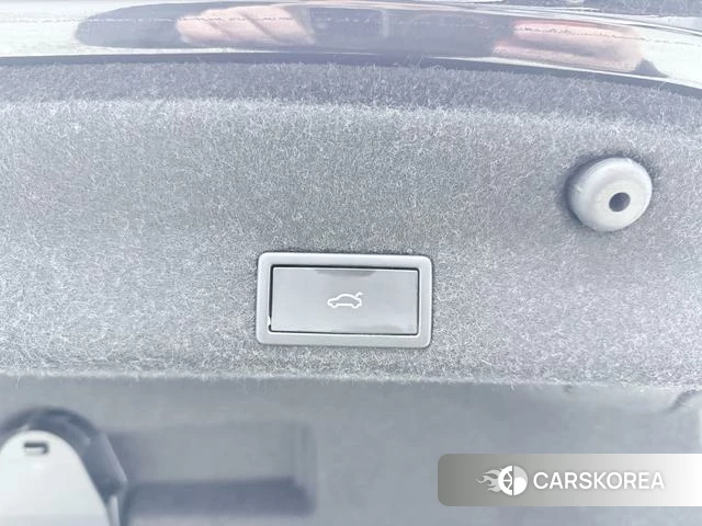 Volkswagen Magotan PHEV 2024 Черный из Китая, фото 5