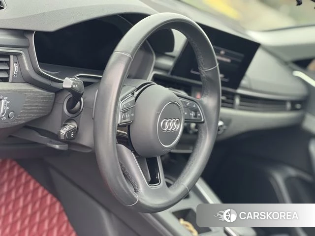Audi A4L 2022 Темно-серый из Китая, фото 5