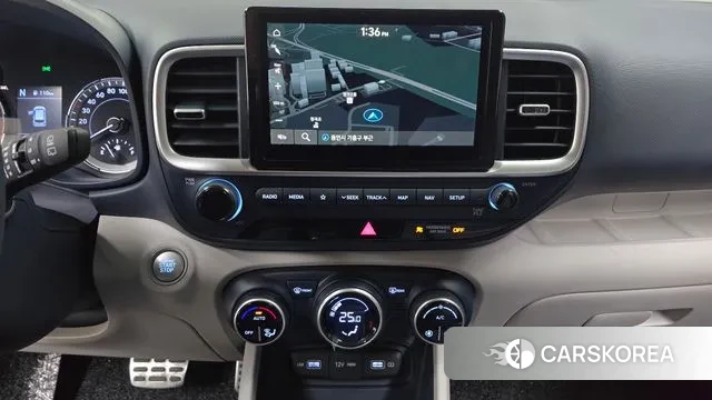 Hyundai Venue 2022 Серебряный из Кореи, фото 5