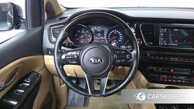Kia The New Carnival 2018 Черный из Кореи, фото 5