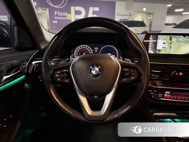 BMW 5 Series (G30) 2018 Серый из Кореи, фото 5