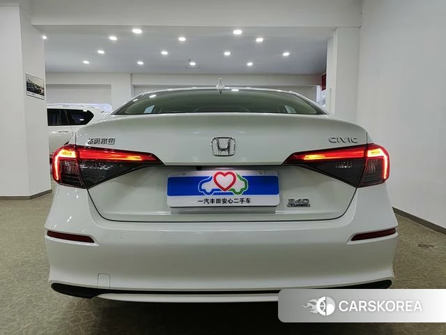 Honda Civic 2022 Белый из Китая, фото 5