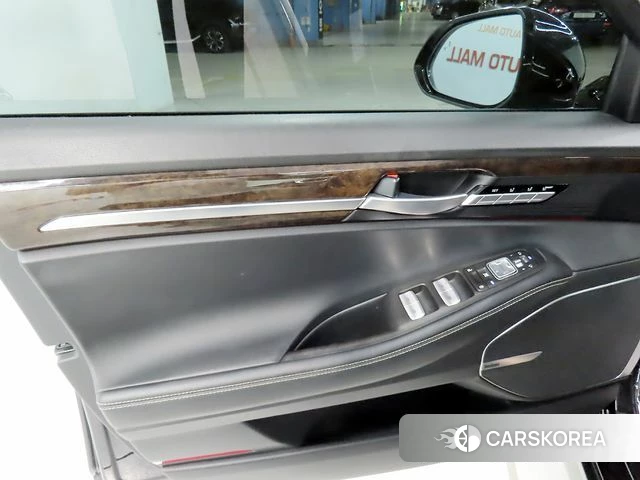 Genesis G90 2020 Черный из Кореи, фото 5