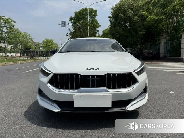 Kia K3 2022 Белый из Китая, фото 5