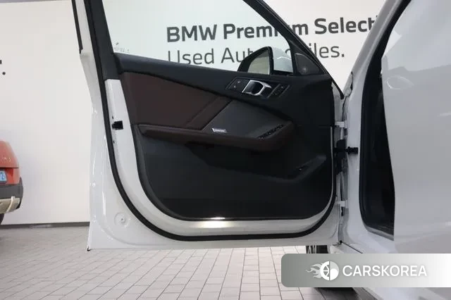 BMW 1 Series (F70) 2025 Белый из Кореи, фото 5