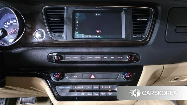 Kia The New Carnival 2019 Белый из Кореи, фото 5