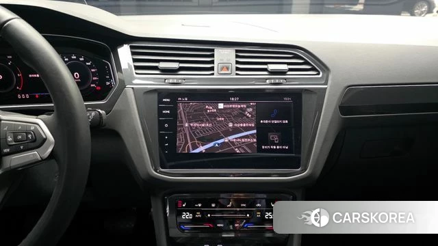 Volkswagen Tiguan second Generation 2021 Белый из Кореи, фото 5