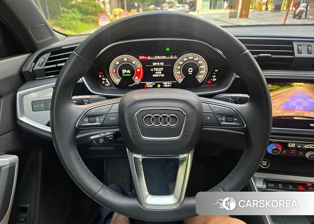 Audi Q3 (F3) 2022 Черный из Кореи, фото 5