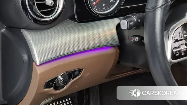 Mercedes-Benz E-Class W213 2018 Белый из Кореи, фото 5