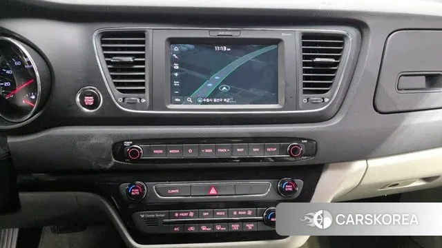 Kia The New Carnival 2019 Белый из Кореи, фото 5