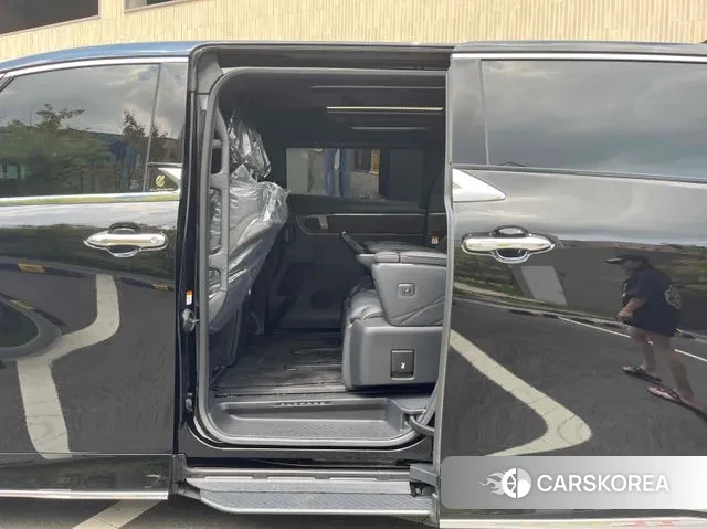 Toyota Alphard 4th Generation 2025 Черный из Кореи, фото 5