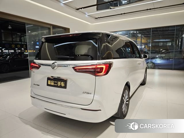 Buick GL8 2021 Белый из Китая, фото 5
