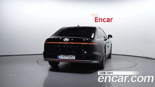 Hyundai Grandeur (GN7) id 2637992 из Кореи 5