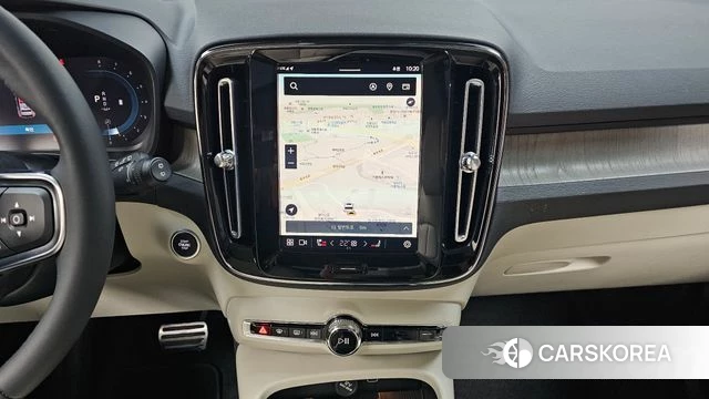 Volvo XC40 2023 Белый из Кореи, фото 5