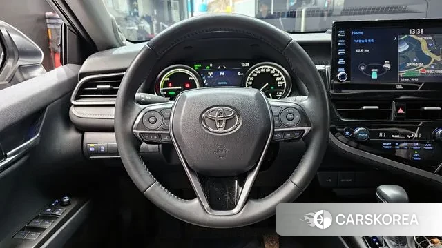 Toyota Camry (XV70) 2023 Белый из Кореи, фото 5