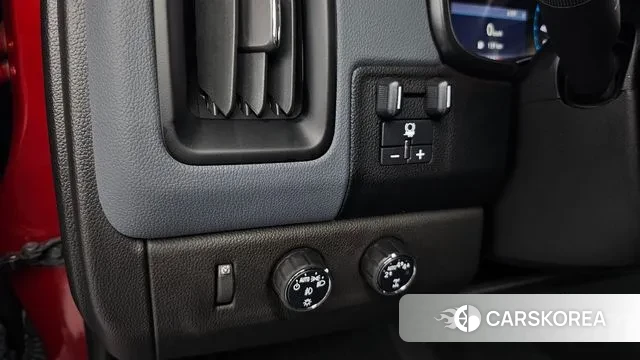 Chevrolet (GM Daewoo) Real New Colorado 2021 Красный из Кореи, фото 5