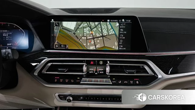 BMW X7 (G07) 2021 Черный из Кореи, фото 5