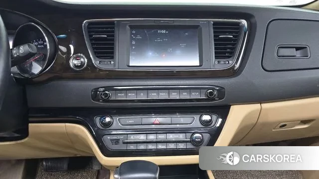 Kia The New Carnival 2018 Белый из Кореи, фото 5