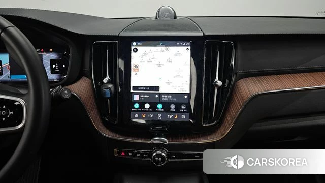 Volvo XC60 second Generation 2022 Черный из Кореи, фото 5