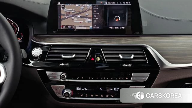 BMW 5 Series (G30) 2020 Белый из Кореи, фото 5
