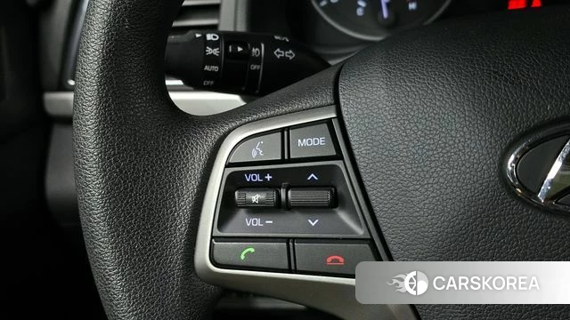 Hyundai Avante AD 2018 Белый из Кореи, фото 5