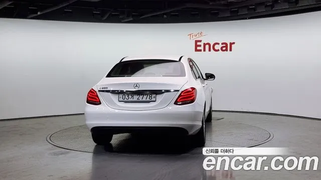 Mercedes-Benz C-Class W205 2018 Белый из Кореи, фото 5