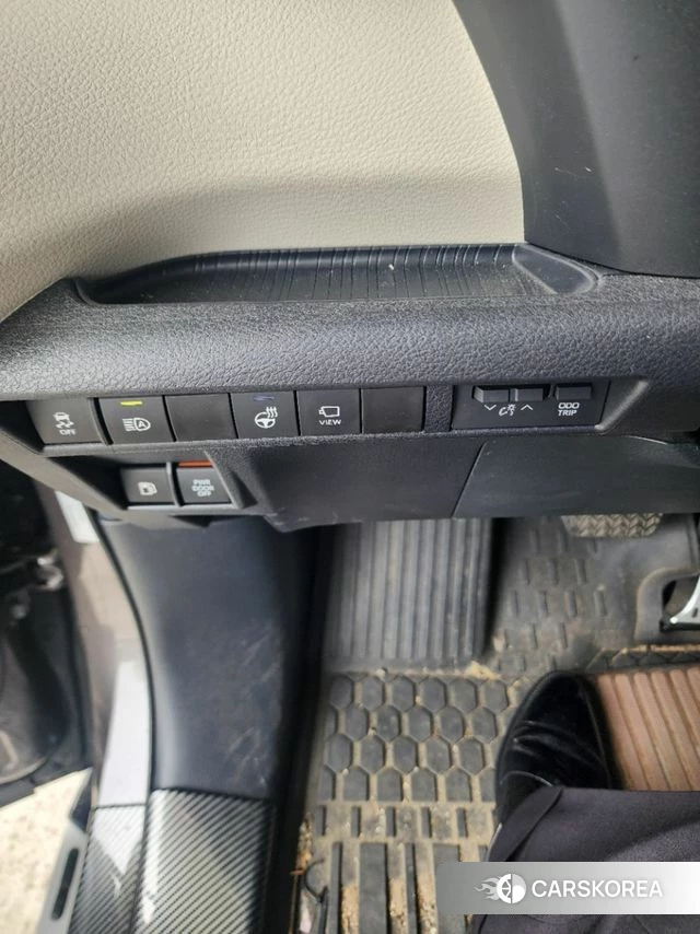Toyota Sienna 4th Generation 2024 Песочный из Кореи, фото 5