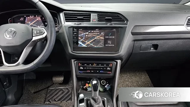 Volkswagen Tiguan second Generation 2021 Серый из Кореи, фото 5