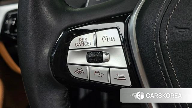 BMW 5 Series (G30) 2020 Белый из Кореи, фото 5
