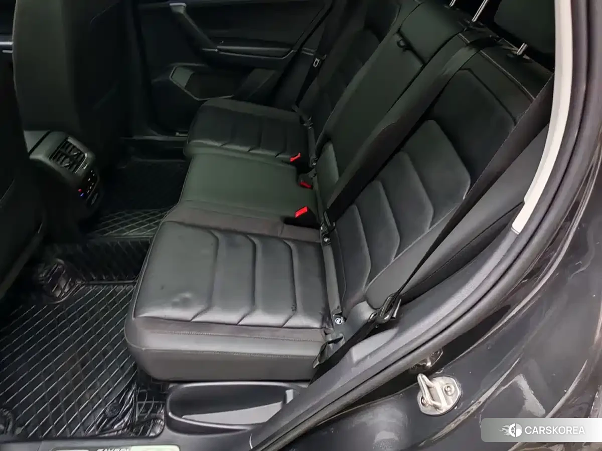 Volkswagen Tayron 2022 Черный из Китая, фото 5