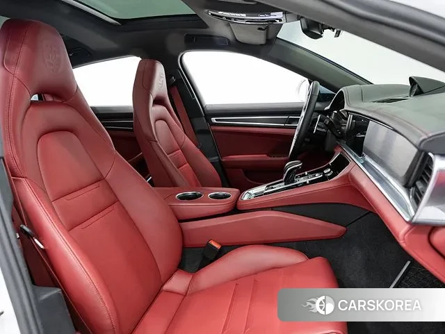 Porsche Panamera (971) 2022 Белый из Кореи, фото 5