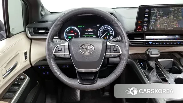 Toyota Sienna 4th Generation 2023 Белый из Кореи, фото 5