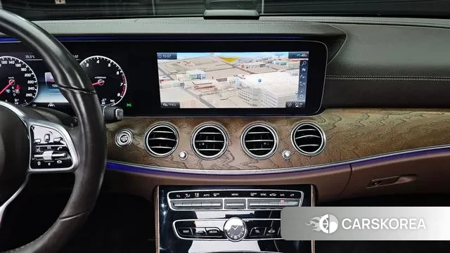 Mercedes-Benz E-Class W213 2020 Белый из Кореи, фото 5