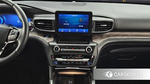 Ford Explorer 6th Generation 2022 Черный из Кореи, фото 5