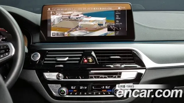 BMW 5 Series (G30) 2023 Белый из Кореи, фото 5