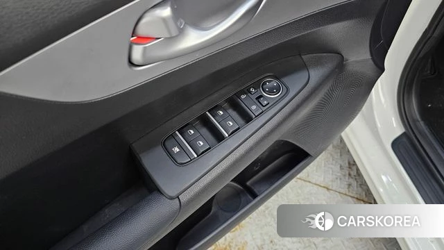 Kia The New K3 2nd generation 2022 Белый из Кореи, фото 5