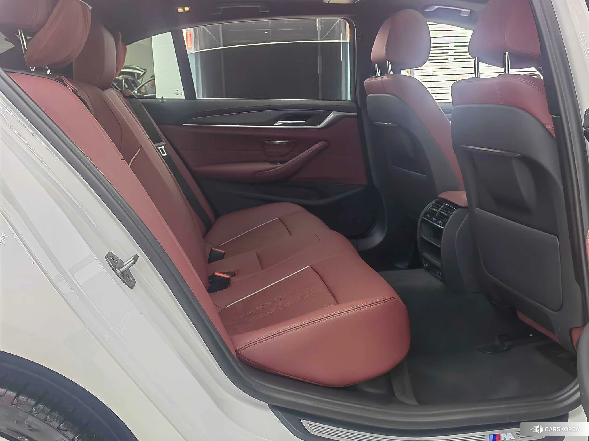 BMW 5 series 2022 Белый из Китая, фото 5