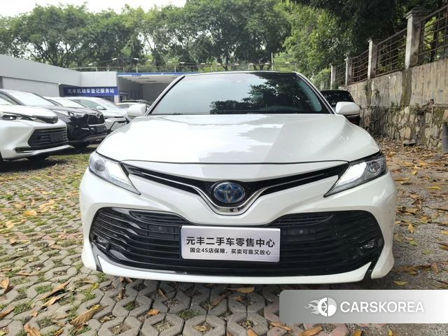 Toyota Camry 2020 Белый из Китая, фото 5