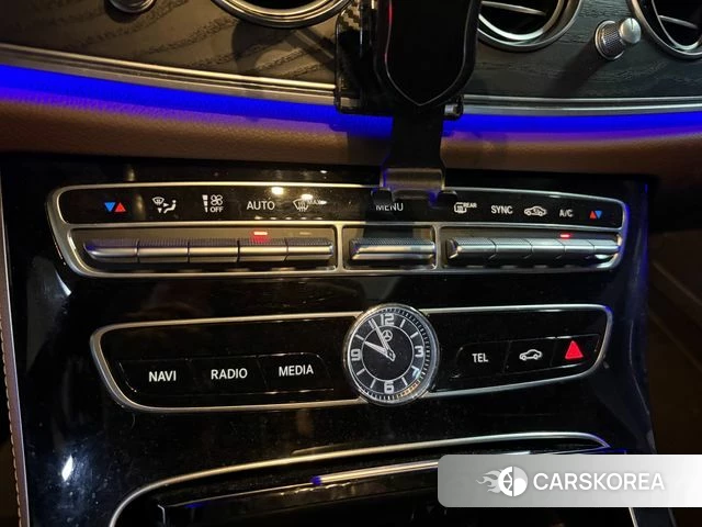 Mercedes-Benz E-Class W213 2019 Белый из Кореи, фото 5