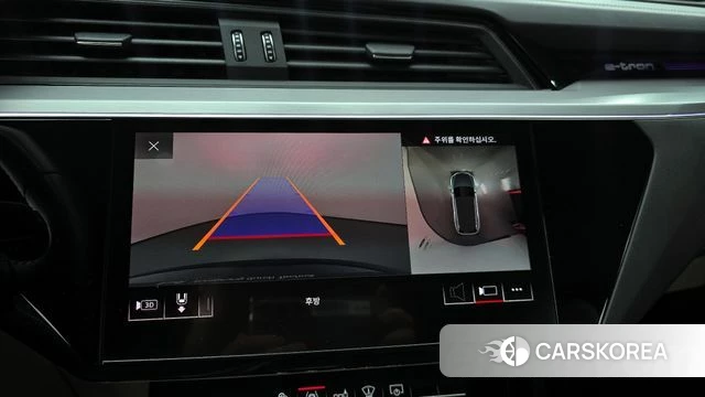 Audi e-Tron 2020 Синий из Кореи, фото 5
