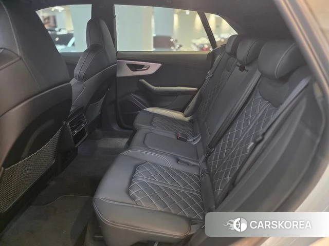 Audi Q8 (4M) 2023 Белый из Кореи, фото 5