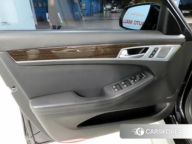 Genesis G80 2018 Черный из Кореи, фото 5