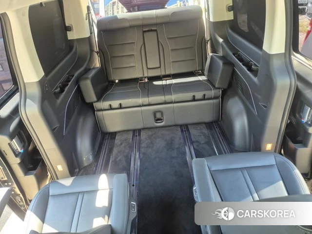 Hyundai Staria 2023 Черный из Кореи, фото 5