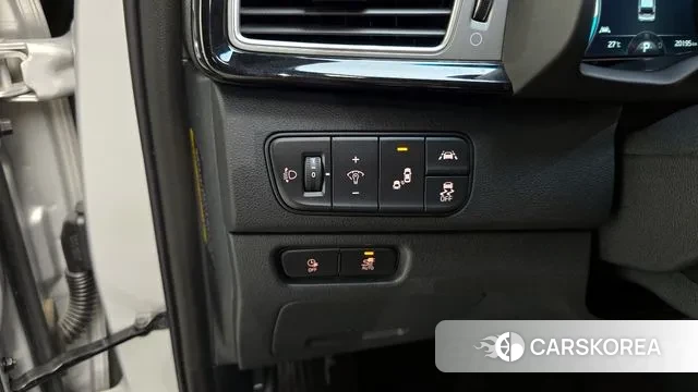 Kia Niro EV 2021 Серебряный из Кореи, фото 5